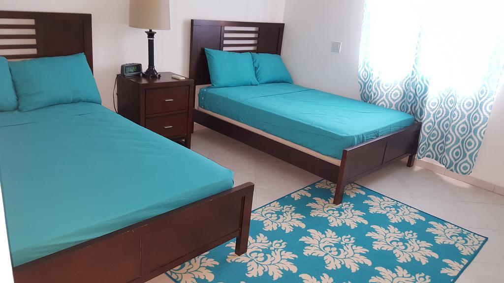 Worthing Beach Apartments Bridgetown Ngoại thất bức ảnh